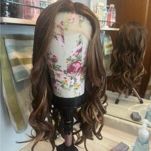 NWT synthetic lace front wig.
